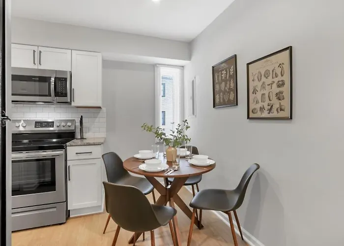The Schumacher Place - New 2 Br Apartment Columbus