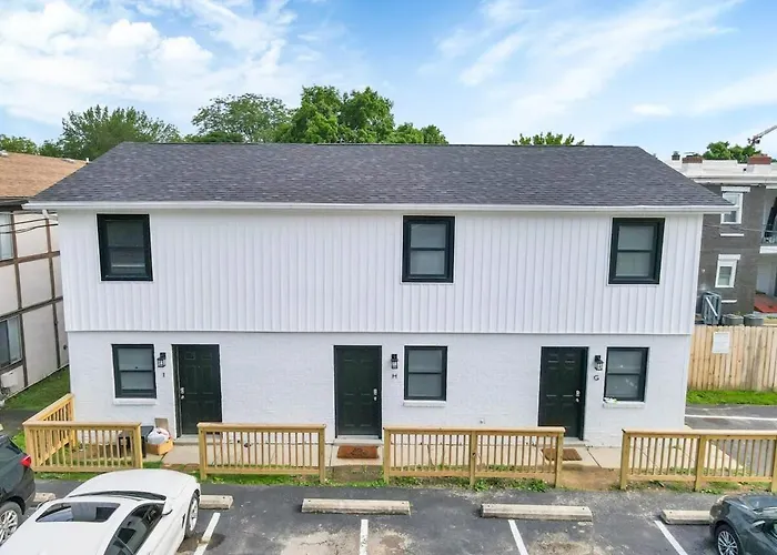 Apartment The Schumacher Place - New 2 Br